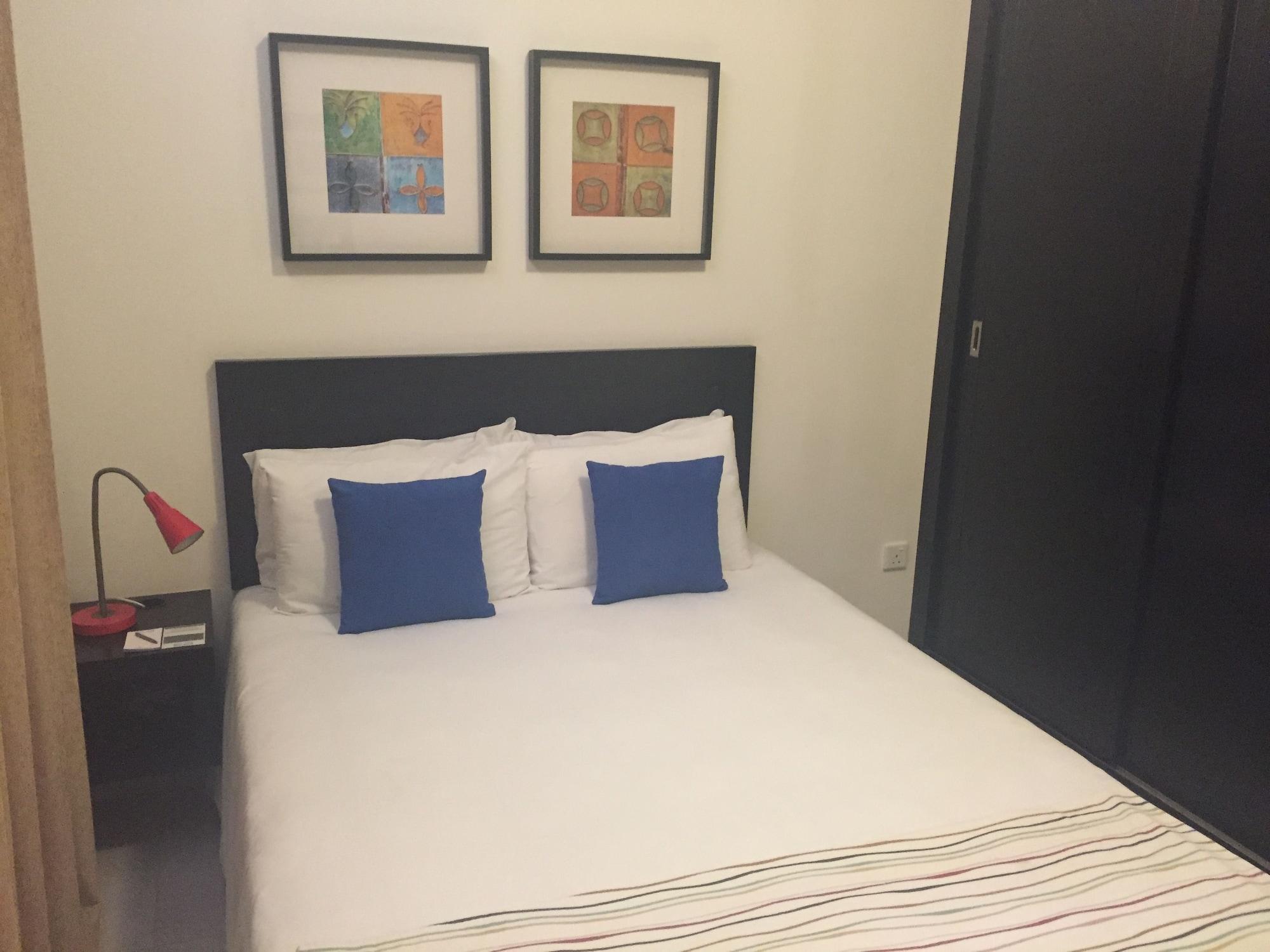 Midan Hotel Suites Маскат Экстерьер фото