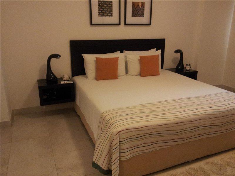 Midan Hotel Suites Маскат Экстерьер фото